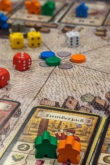 Společnost Asmodee uzavírá belgické studio Pearl Games stojící za hrami Troyes, Black Angel či The Bloody Inn