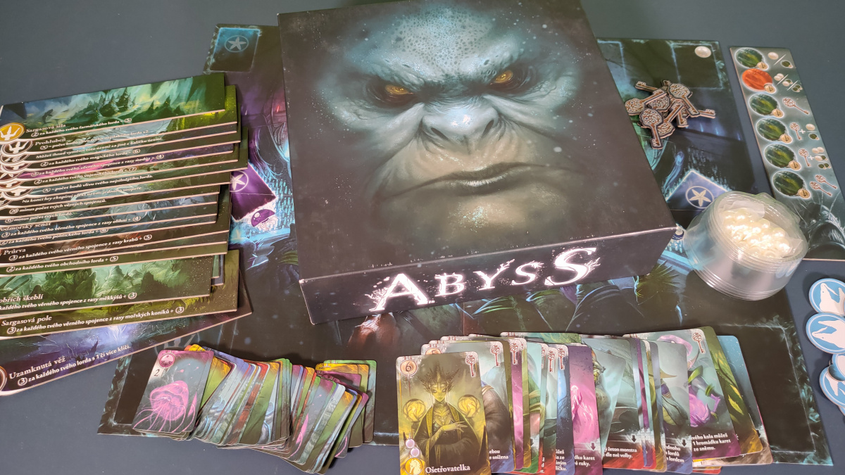 Abyss – recenze perleťové hlubiny přístupné každému, kdo se nebojí potopit