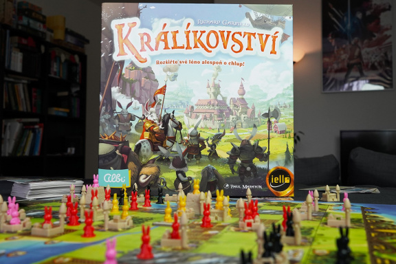 Králíkovství – videorecenze nečekaného hitu s ušáky od tvůrce Magiců