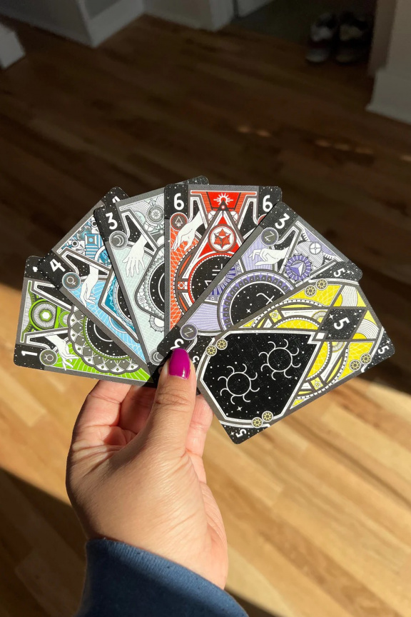 Ve štychové hře Aurum budete hledat perfektní recept na vytvoření zlata