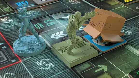 Solid Snake se plíží na stůl. Metal Gear Solid dostane deskovou hru