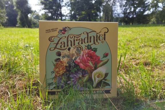 Zahradníci – recenze postupného plánování plného pěstování