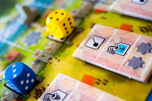 Discordia vám v češtině na bedra uloží rozvoj antického římského města