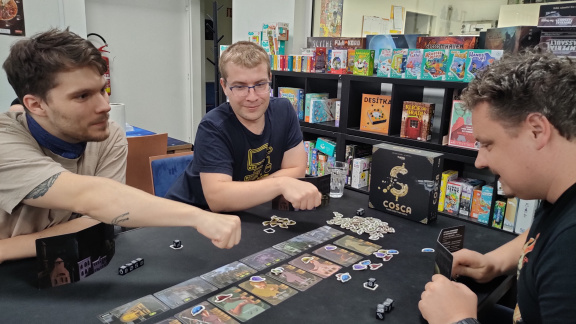 Zleva: Vašek Loufek (Cosca), Adam Španěl (Sneferu), Tomáš Tvrdý (TLAMA games)