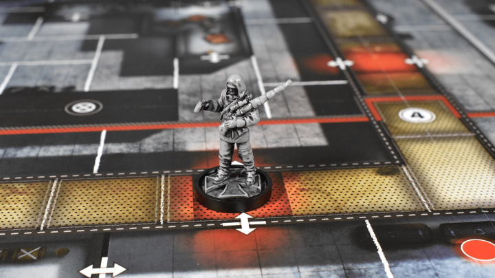 Odstřelovací hrátky v deskovém Sniper Elite: The Board Game vyjdou v češtině