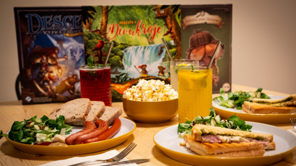 V Brně otevřela Hrana Stolu – podnik specializovaný na deskové hry a RPG s vlastním občerstvením