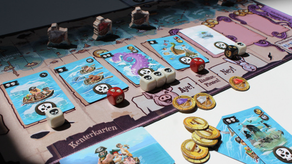 V Pirate Tales sázíte na ostatní kapitány, zda úspěšně dokončí svou kostkovou výpravu