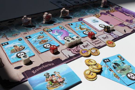 V Pirate Tales sázíte na ostatní kapitány, zda úspěšně dokončí svou kostkovou výpravu