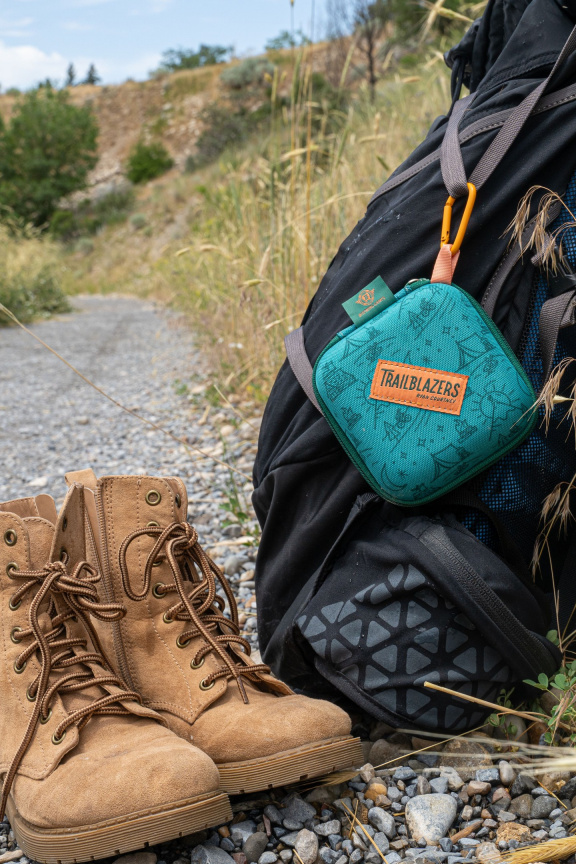 Old Dawg vyplní čekání na větší hry turistickými Průzkumníky a westernovým Fliptown