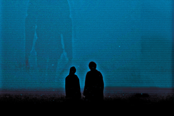 Public Access – recenze analogového hororu, jaký nemá obdoby