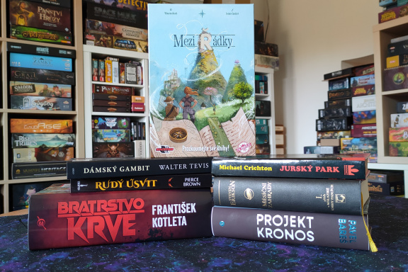 Mezi řádky – recenze „knižního Dixitu“