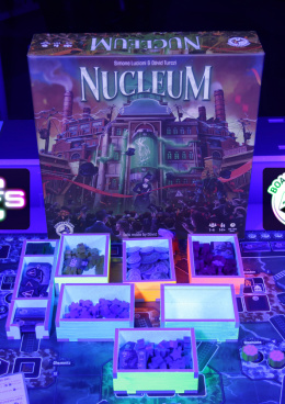 Folded Space apríl 2024