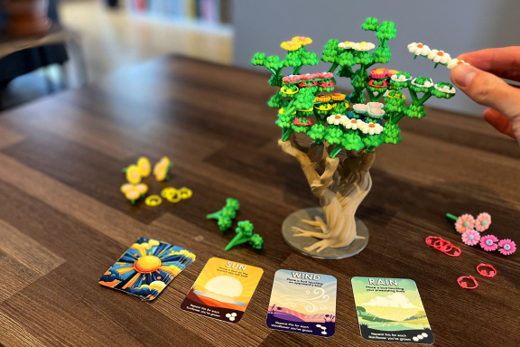 Ve hře Bloomchasers vám pod rukama vzrůstá a rozkvétá celý strom