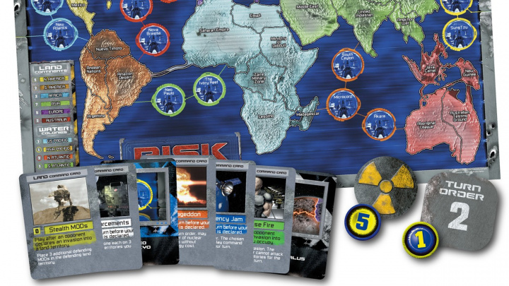 Po více než dvou dekádách se vrací sci-fi válečná deskovka Risk 2210 A.D.