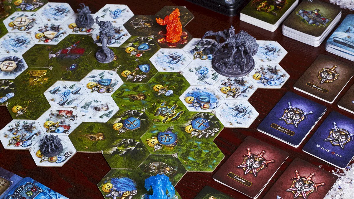 Obrovitá česká deskovka Euthia je zpátky na Kickstarteru s mrazivým rozšířením Cruel Frost