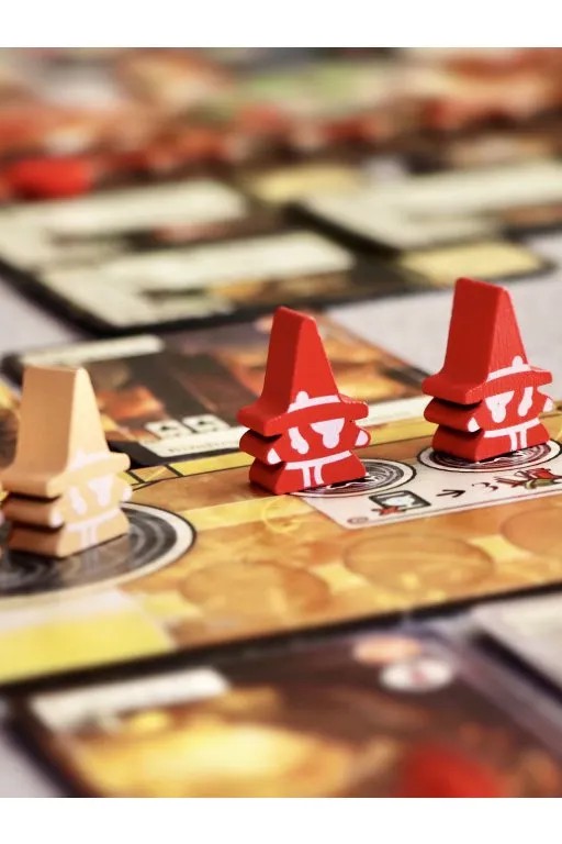 Čarodějnická karetka Evenfall našla českého vydavatele. Připravte se na Soumrak