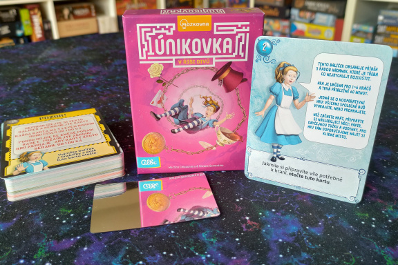 Únikovka: V Říši divů – recenze logické jednohubky
