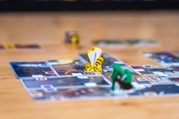 Podpořte vznik české deskové hry Shrinkopolis na Gamefoundu