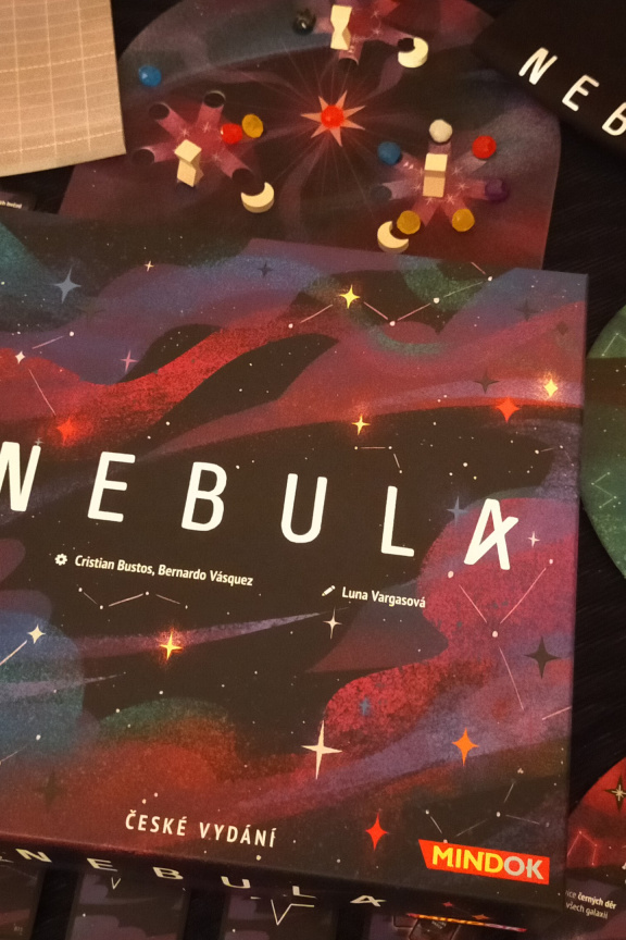 Nebula – recenze vesmírného mozkovaru