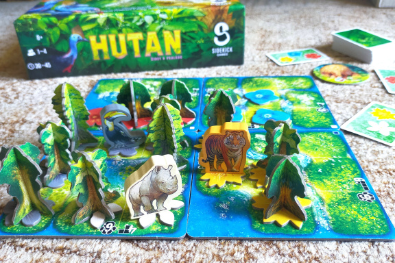 Hutan: Život v pralese – recenze nádherné hry od tvůrců Heatu