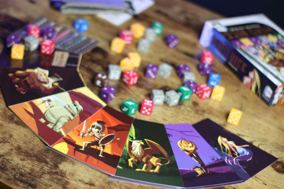 Starověké báje a pověsti v kostce. REXhry chystají neobvyklou štychovku Mythical Dice