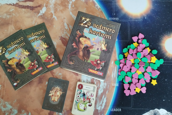 Za sedmero kartami – recenze štychovky plné pohádkových bytostí