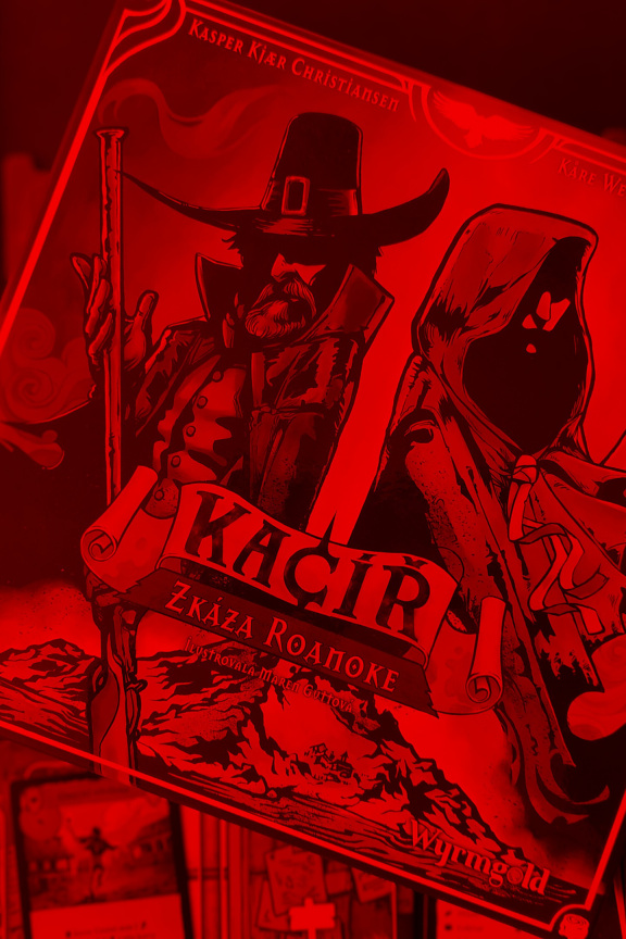 Kacíř: Zkáza Roanoke – recenze vtahující inkvizice