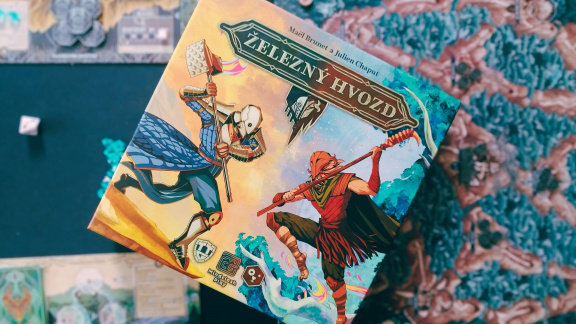 Železný hvozd – recenze skvělého střetu o hory i lesy