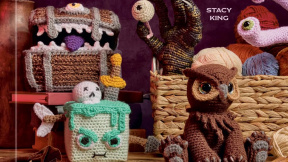 Dungeons & Dragons Crochet: A Book of Many Patterns