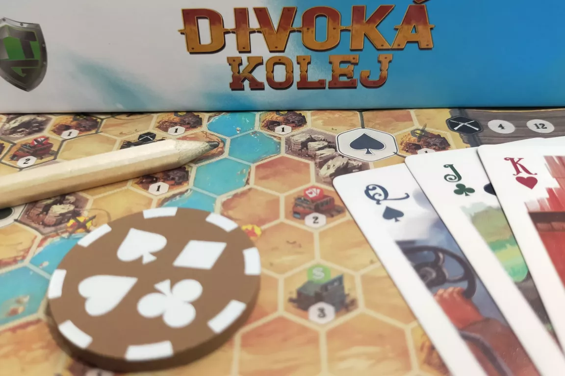 Stavba železnice pomocí pokeru v zakreslovačce Divoká kolej nás baví