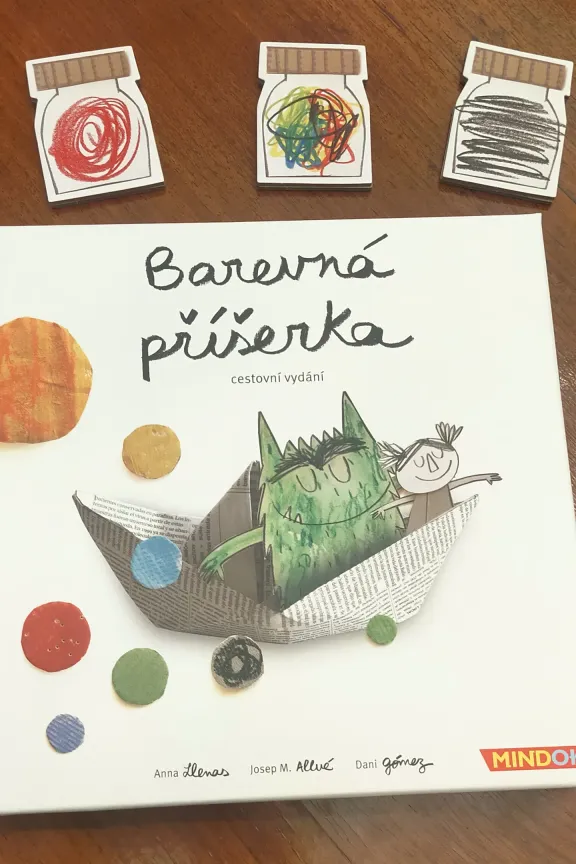 Barevná příšerka – recenze cestovního vydání hry, která dětem pomůže s emocemi