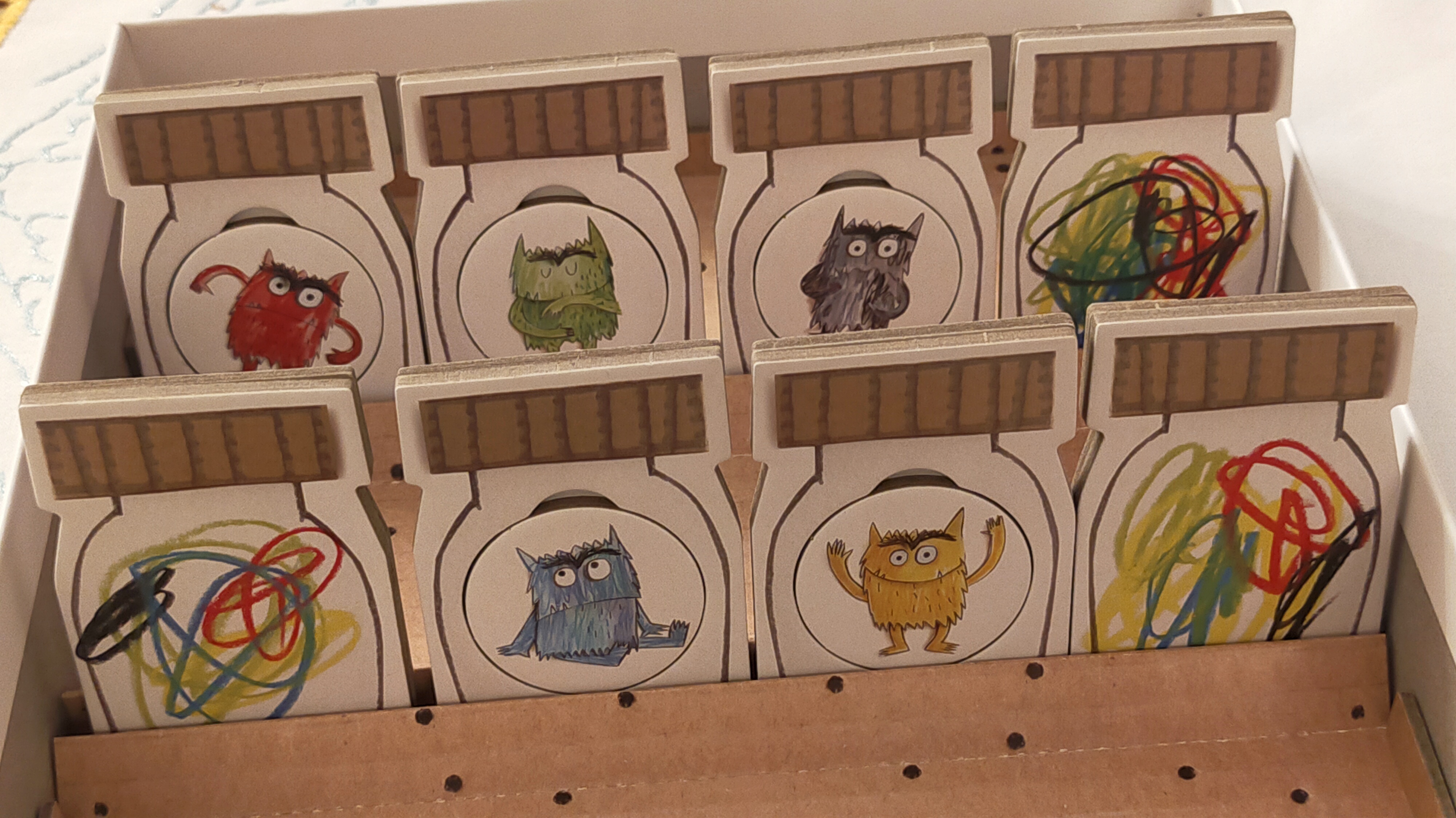 Barevná příšerka