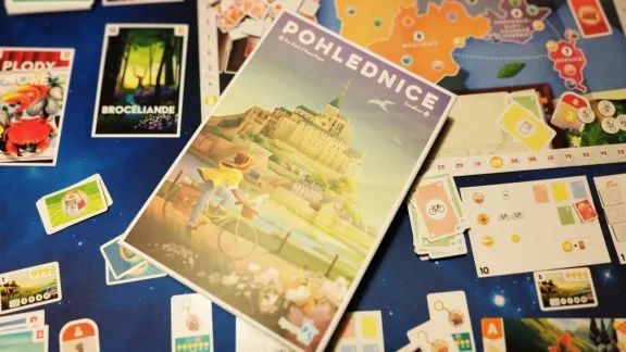Pohlednice – recenze půvabné cykloturistiky po Francii