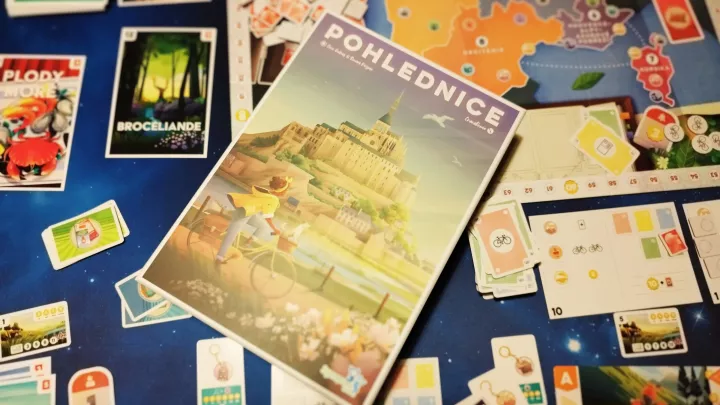 Pohlednice – recenze půvabné cykloturistiky po Francii