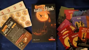 Vražda v sídle Stínů – recenze svižné detektivní karetky