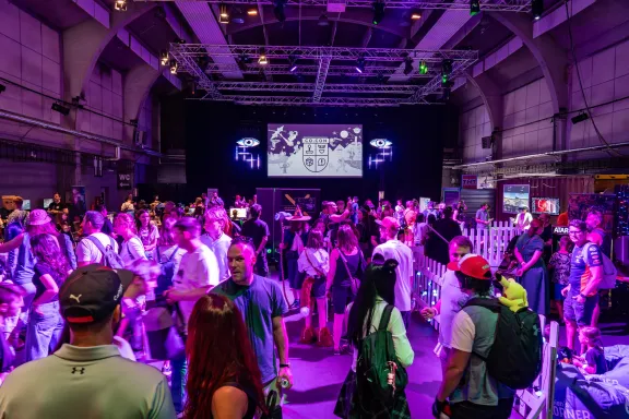 Ani letos nebude v Plzni chybět festival CO.CON