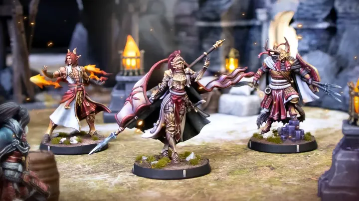 Do Eldfall Chronicles dorazily posily. Vyzkoušeli jsme si nové figurky pro Helian League