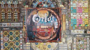 Orloj: Srdce staré Prahy – recenze španělského eura o českém skvostu