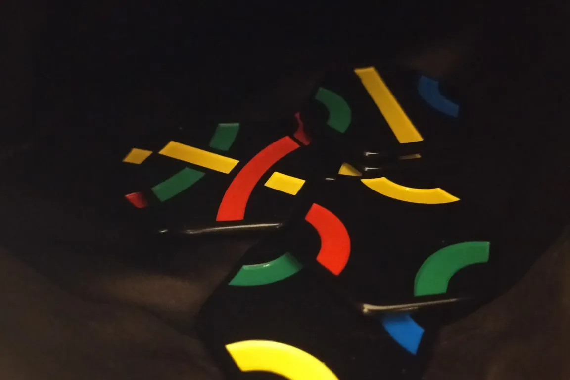 Jaký je konečně počeštěný Tantrix po 35 letech?