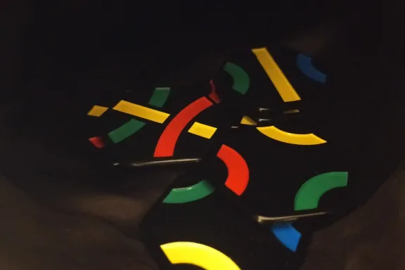 Jaký je konečně počeštěný Tantrix po 35 letech?